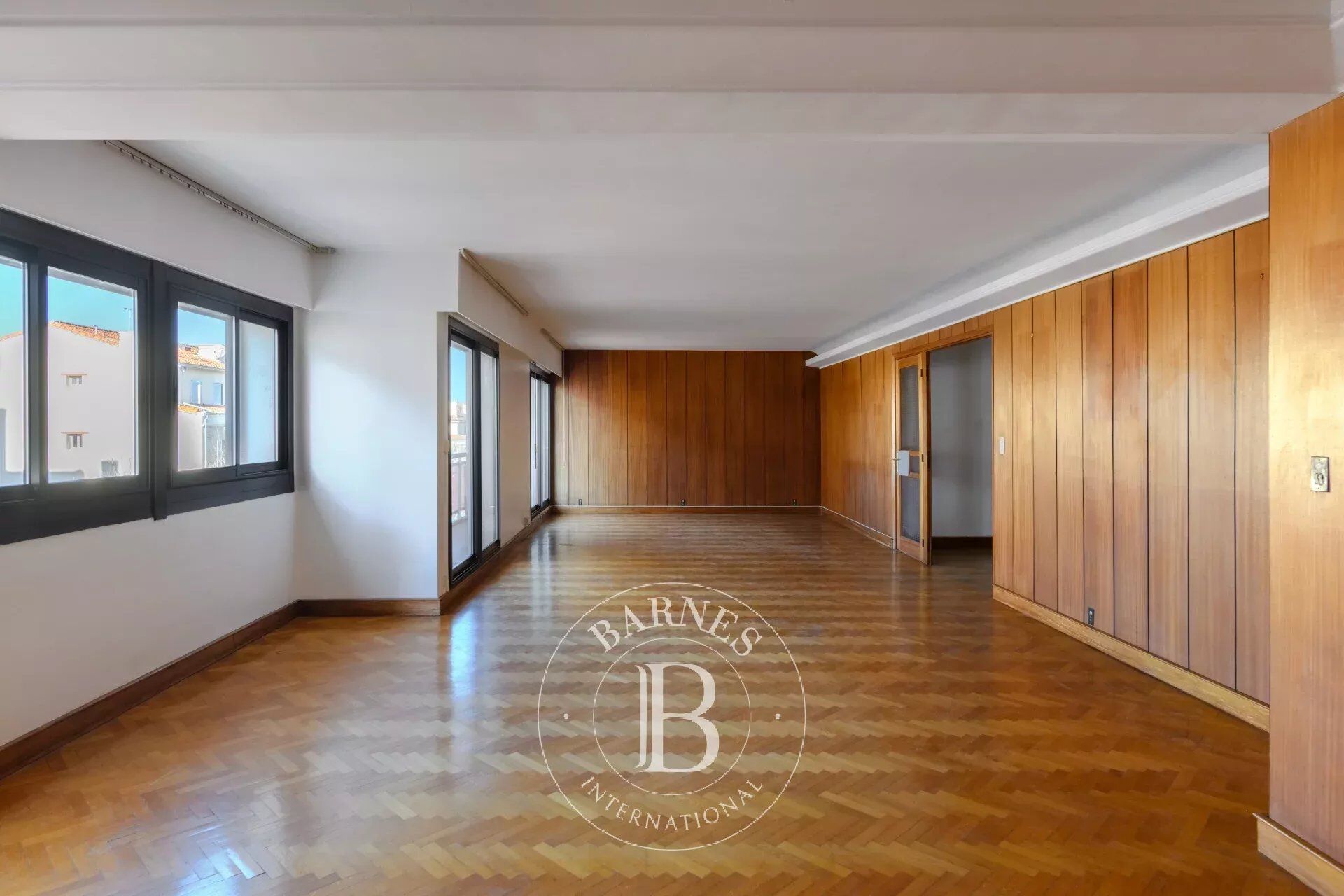 Appartement  T8 à vendre Marseille 7eme 13007