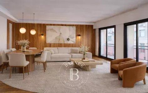 Appartement  T8 à vendre Marseille 7eme 13007