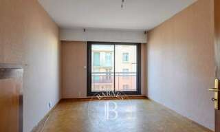 Appartement 8 Pièces 204 m² à vendre à Marseille 7 (13007)