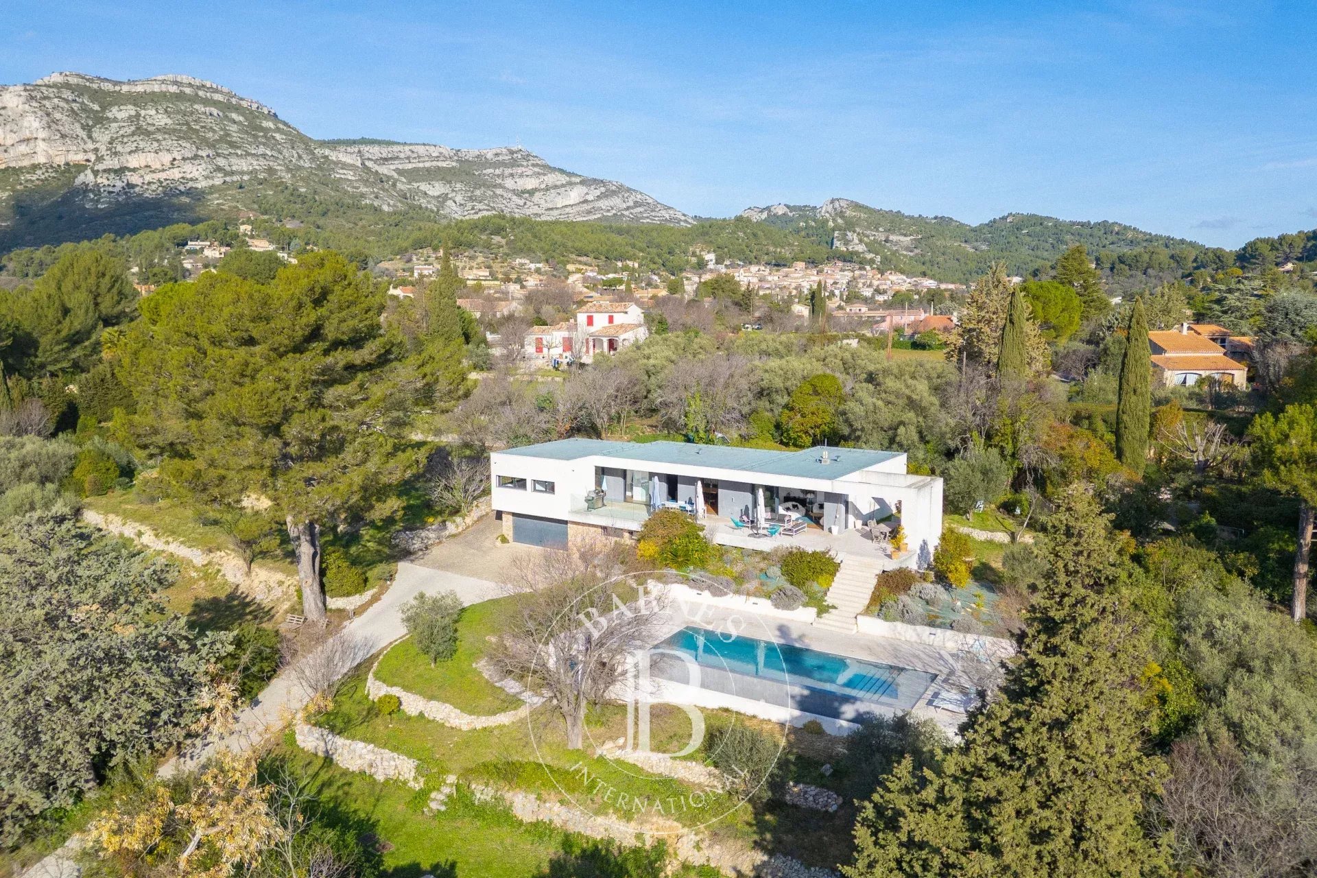 Villa / Maison  T5 à vendre Roquevaire 13360