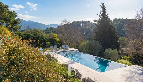 Villa / Maison 5 pièces  à vendre Roquevaire 13360