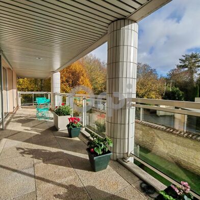 Appartement 4 pièces 832000 €