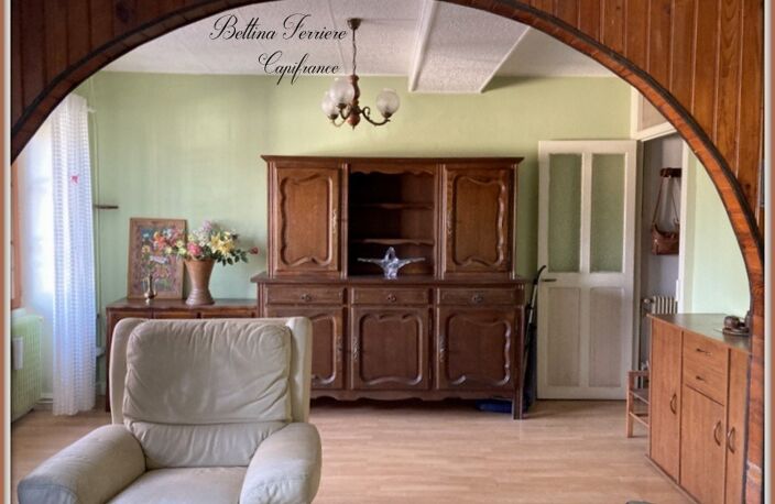 Maison en pierre à rafraîchir — photo 3