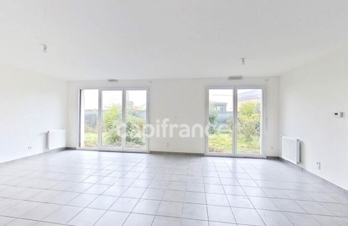À vendre - (35) Ille-et-Vilaine - Liffré, à environ 20 km de Rennes - Maison - P6 - 5 chambres - 116,70 mètres carrés - Terrain 337 m² - garage – jardin — photo 2
