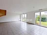 À vendre - (35) Ille-et-Vilaine - Liffré, à environ 20 km de Rennes - Maison - P6 - 5 chambres - 116,70 mètres carrés - Terrain 337 m² - garage – jardin — photo 4