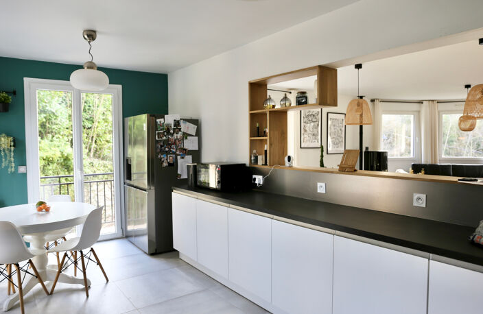 A vendre à Villers-Allerand une maison 160m2 : 5 chambres ; deux studios indepandants 35m2 et 55m2 ; — photo 4
