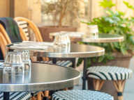 FONDS DE COMMERCE ET MURS COMMERCIAUX RESTAURANT BRASSERIE CREPERIE A VENDRE CENTRE-VILLE CHATELAILLON-PLAGE — photo 3