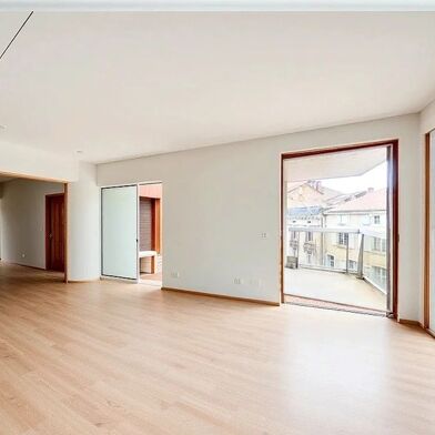 Appartement 3 pièces 149300 €