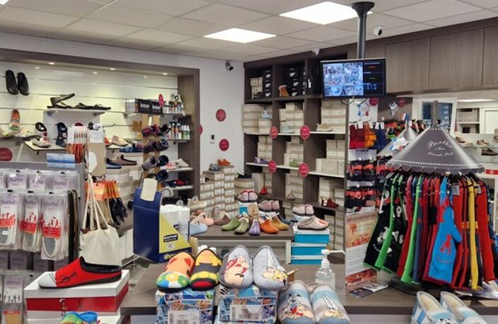 Magasin de chaussures à vendre à ISSOIRE (63) — photo 5