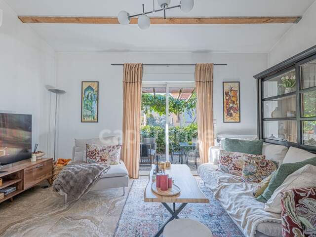 Mougins / à vendre Propriété type MAZET avec dépendance, piscine et garage pour 2 véhicules — photo du bien