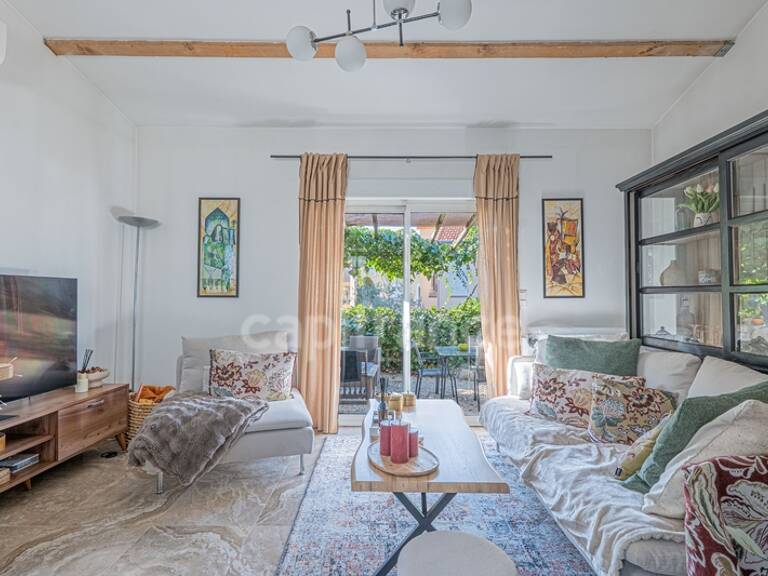 Mougins / à vendre Propriété type MAZET avec dépendance, piscine et garage pour 2 véhicules — photo 1