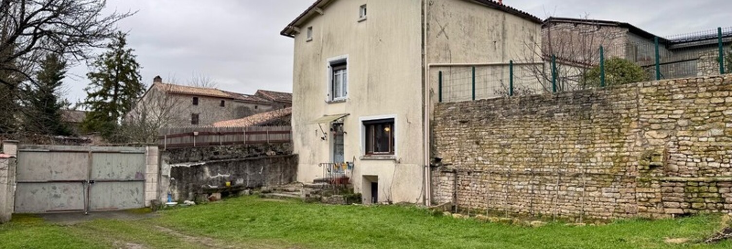 Maison 5 Pièces 206 m² à vendre à Exoudun (79800)