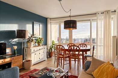 Appartement 3 pièces 241500 €