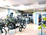 Dpt Gironde (33), à vendre GALGON Station service — photo 4