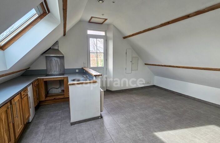 Maison composée de 2 appartements loués 1440 €, jardins, caves et places de parking, à vendre SACLAS (91) — photo 4