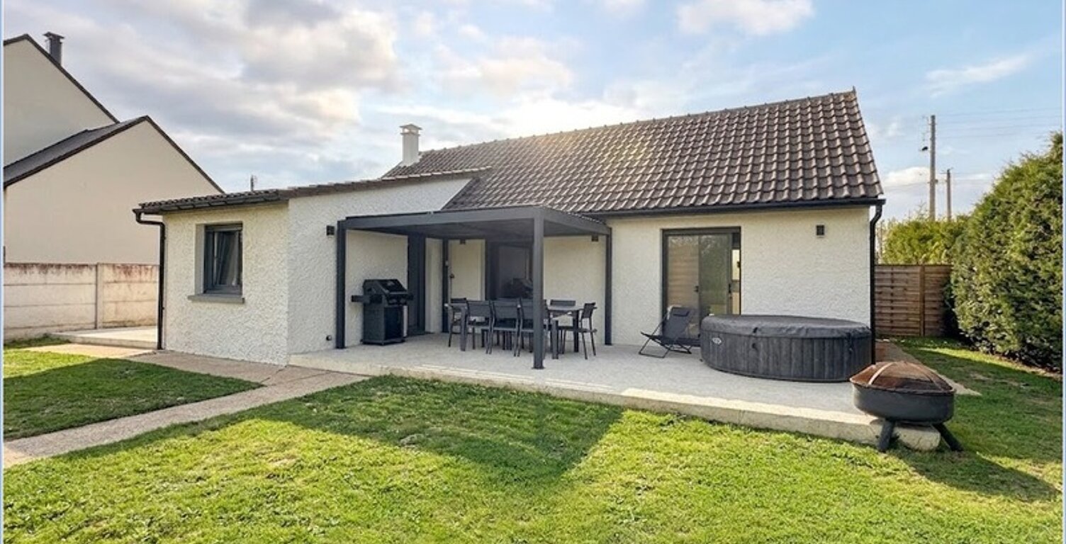 Courville-Sur-Eure, maison de plain pied, rénovée entièrement - 3 chambres, terrain clos de 2428 m² — photo 1