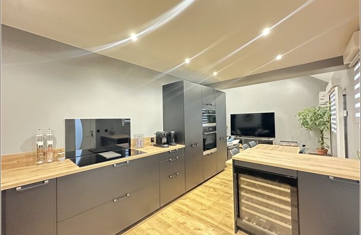 Courville-Sur-Eure, maison de plain pied, rénovée entièrement - 3 chambres, terrain clos de 2428 m² — photo 4