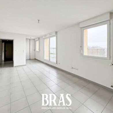 Appartement 3 pièces 203300 €