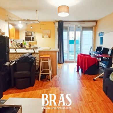 Appartement 1 pièces 120900 €