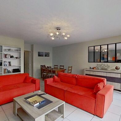 Appartement 5 pièces 395 €