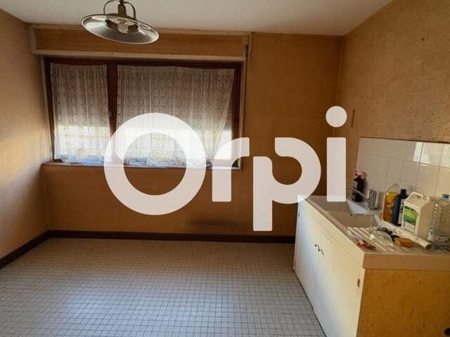 Appartement À Vendre — photo du bien
