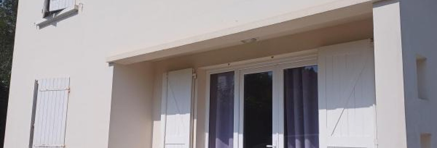 Maison 5 Pièces 98 m² à louer à Saint-Pierre-du-Mont (40280)