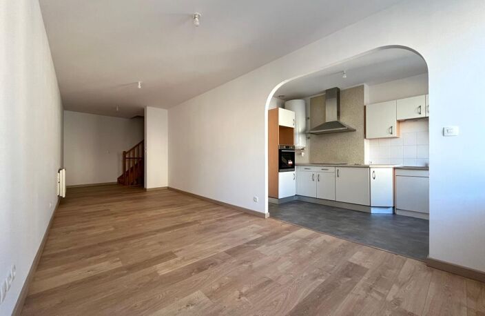 IMMEUBLE DE RAPPORT - 180 000 € - 8,8% DE RENTABILITÉ BRUTE POTENTIELLE — photo 2