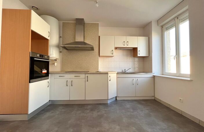 IMMEUBLE DE RAPPORT - 180 000 € - 8,8% DE RENTABILITÉ BRUTE POTENTIELLE — photo 3