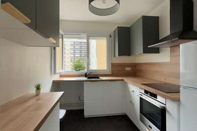 Appartement 4 pièces 1050 €