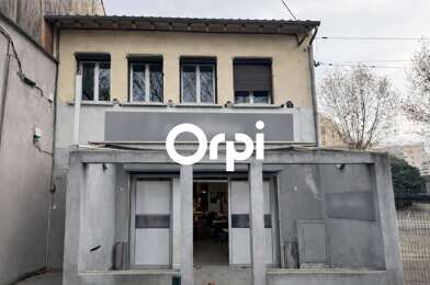 Immeuble  368000 €