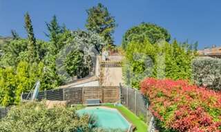 Maison 5 Pièces 107 m² à louer à Collobrières (83610)