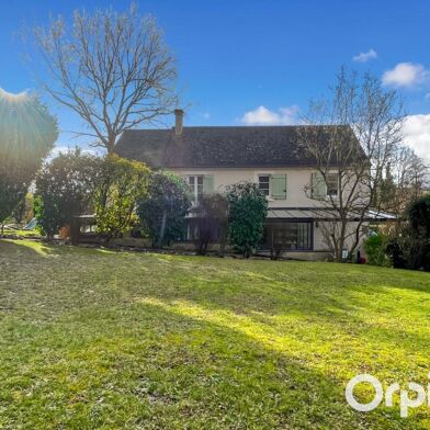 Maison 9 pièces 489900 €