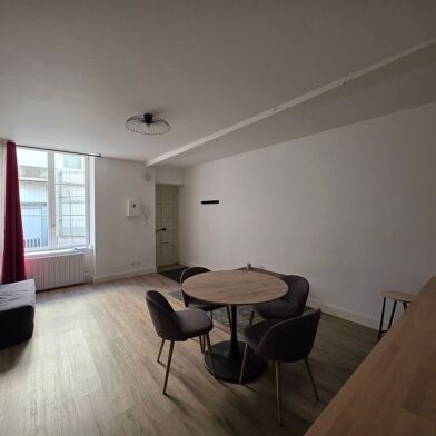 Appartement 1 pièces 580 €