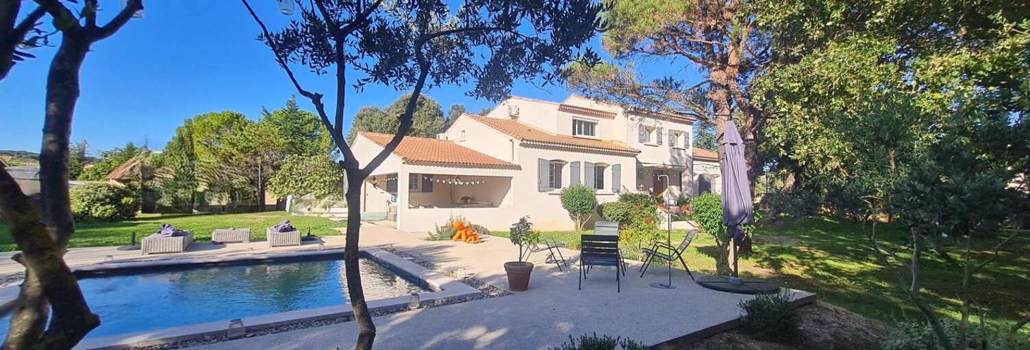 Maison 8 Pièces 230 m² à vendre à Rochefort-du-Gard (30650)