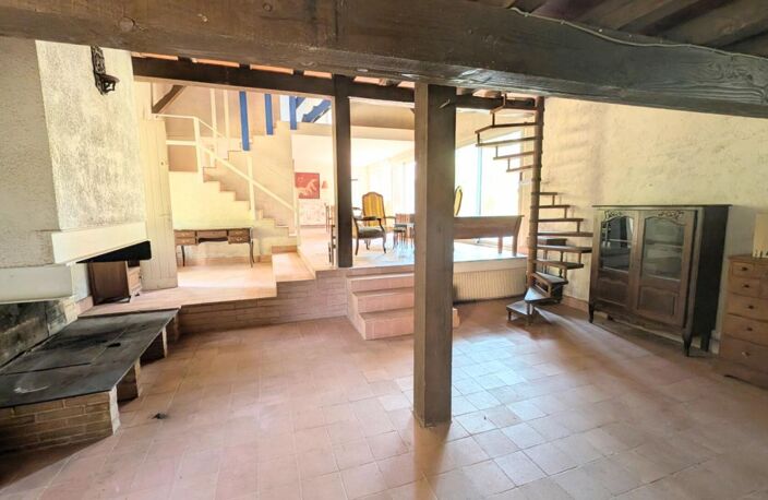 Longère atypique à faire revivre de 200m2 — photo 5