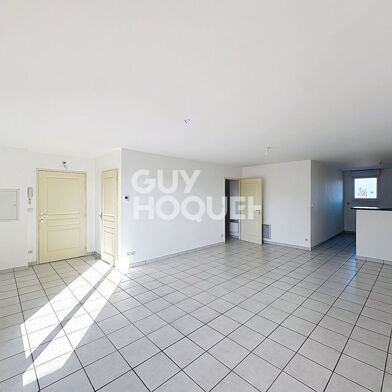 Appartement 3 pièces 166600 €