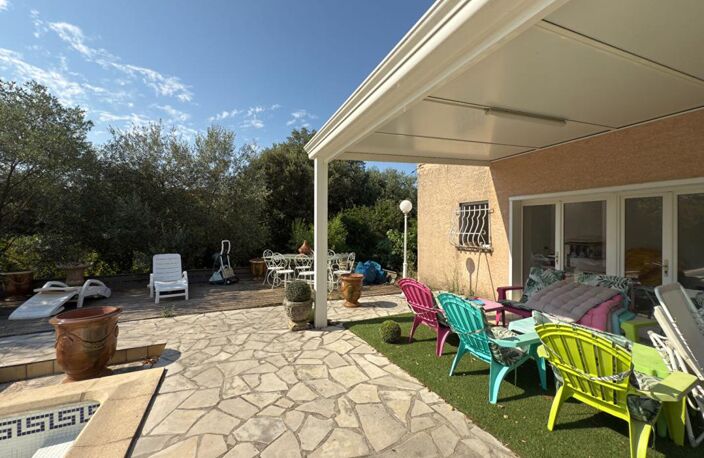 Villa avec piscine et garage à Faugères — photo 3