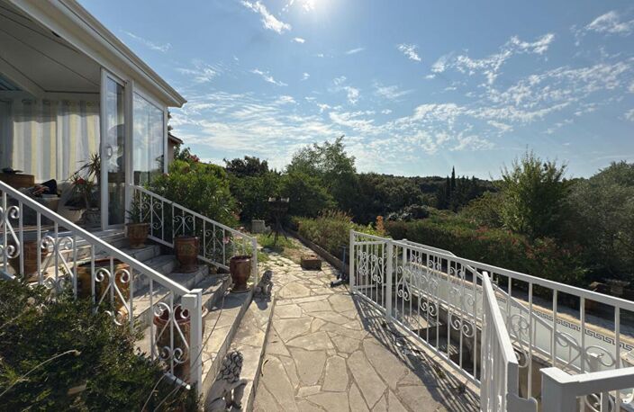 Villa avec piscine et garage à Faugères — photo 4