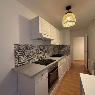 Appartement 3 pièces 820 €