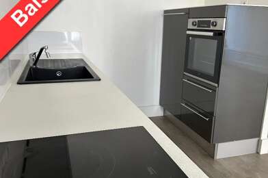 Appartement 5 pièces 930 €