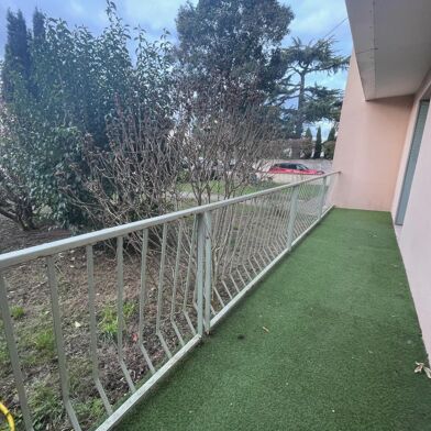 Appartement 3 pièces 700 €