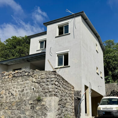 Maison 5 pièces 320500 €