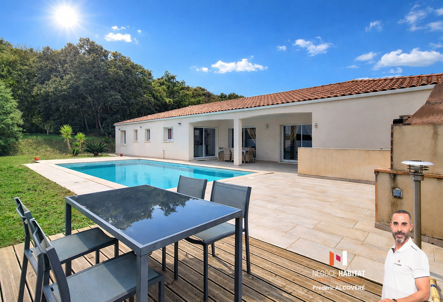 À vendre   Villa de plain-pied avec appartement T2  piscine — photo 1
