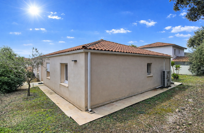 À vendre   Villa de plain-pied avec appartement T2  piscine — photo 2