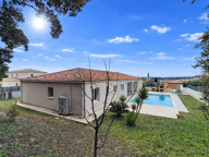 À vendre   Villa de plain-pied avec appartement T2  piscine — photo 4