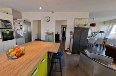 Appartement 5 pièces 412000 €