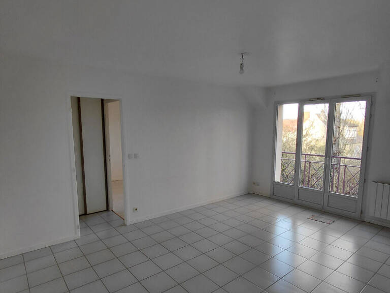 Appartement T2 avec balcon et box à Nogent-sur-Oise — photo 1