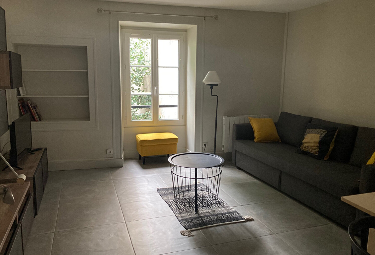 A VENDRE LA ROCHELLE STUDIO CENTRE VILLE — photo 1