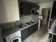 A VENDRE LA ROCHELLE STUDIO CENTRE VILLE — photo 4