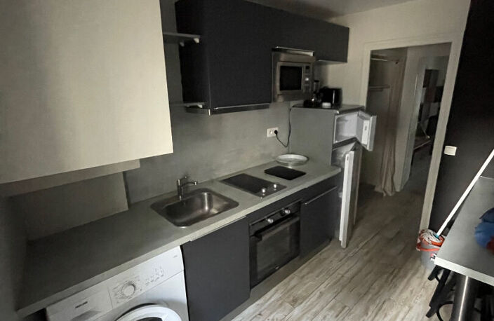 A VENDRE LA ROCHELLE STUDIO CENTRE VILLE — photo 4